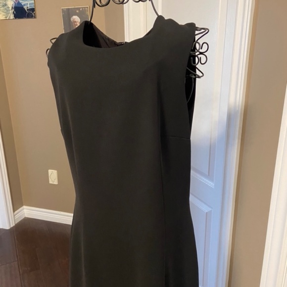 Louben Little Black Dress EUC Sheath Style Great Quality Sz 8 - Picture 3 of 16